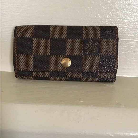 Louis Vuitton Accessories - AUTHENTIC LOUIS VUITTON DAMIER MULTICLES4 KEY CASE